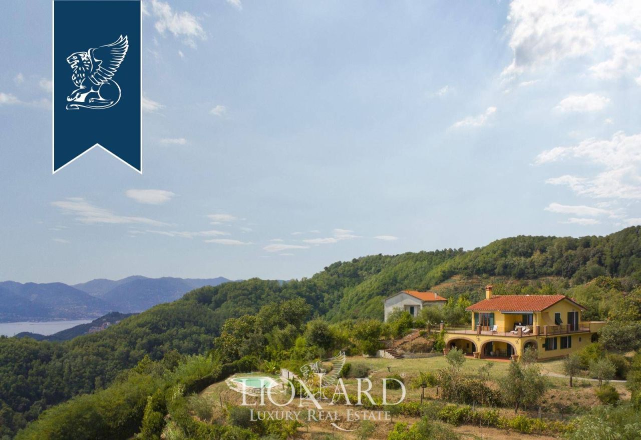 Вилла в Леричи, Италия, 230 м² - фото 2