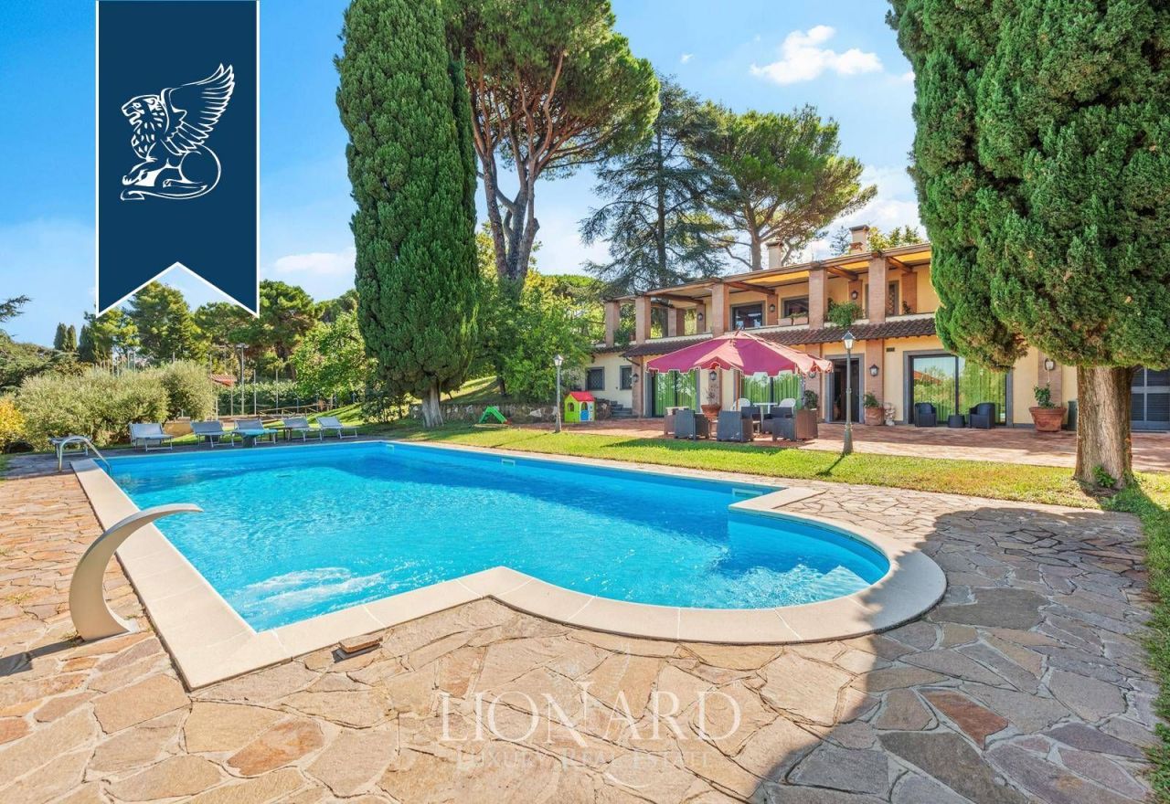 Вилла в Риме, Италия, 820 м² - фото 2