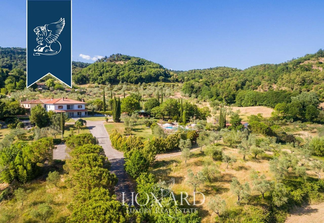 Вилла в Прато, Италия, 500 м² - фото 2