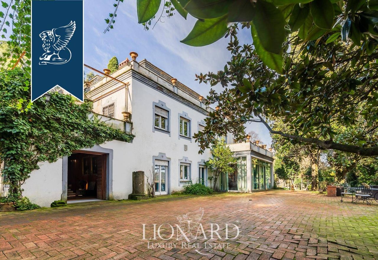 Вилла в Риме, Италия, 1 600 м² - фото 2