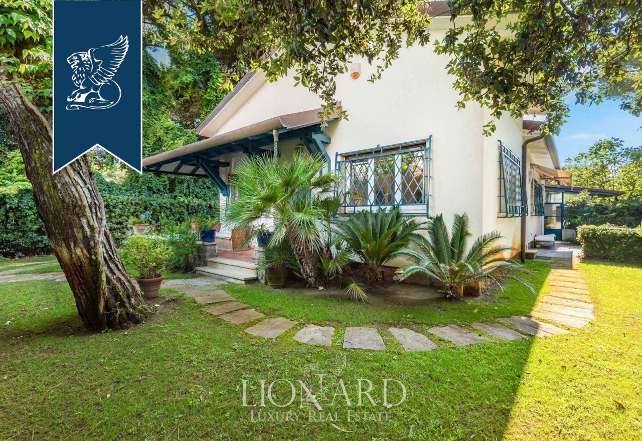 Вилла в Форте деи Марми, Италия, 170 м² - фото 2