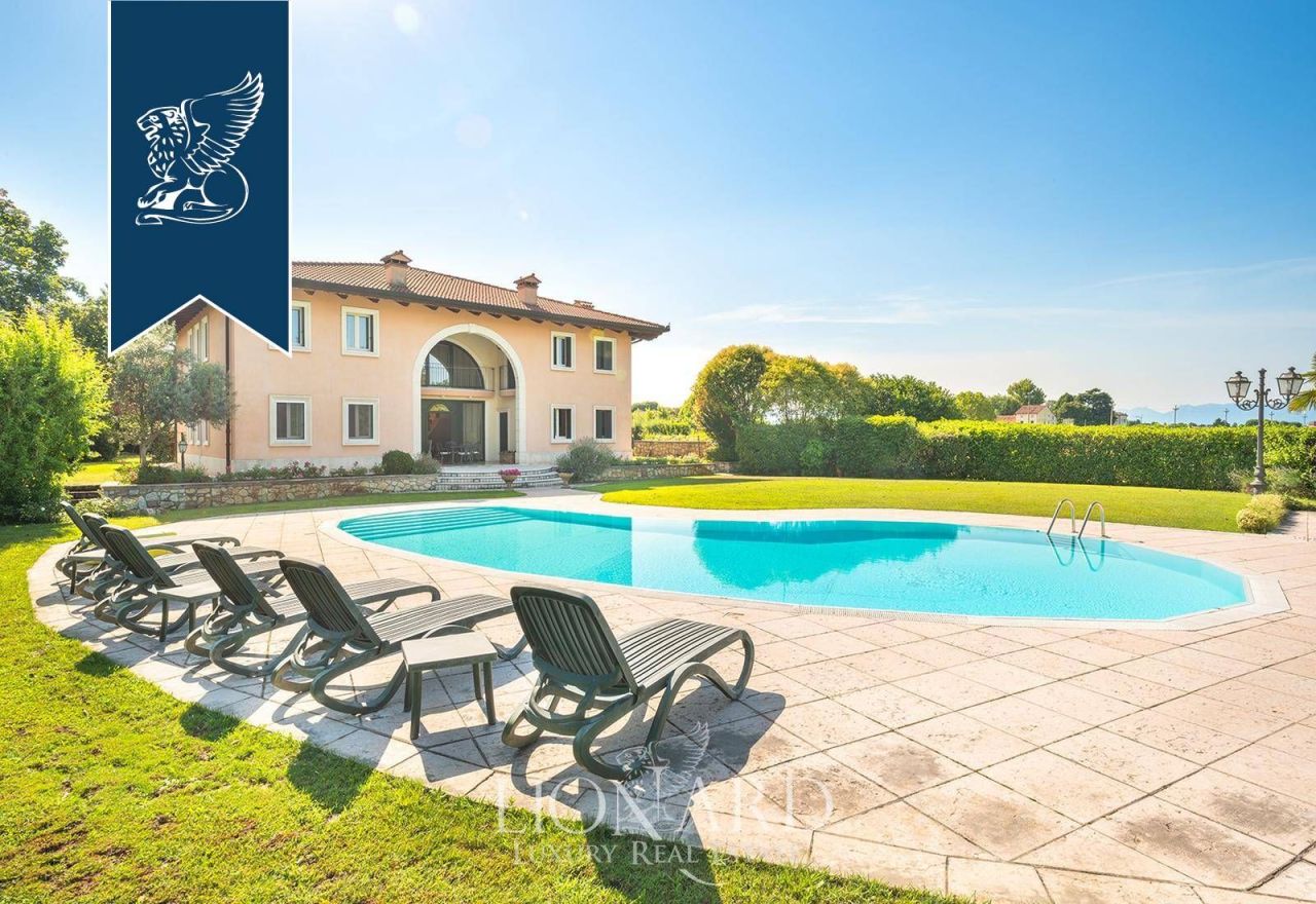 Вилла в Виченце, Италия, 500 м² - фото 3