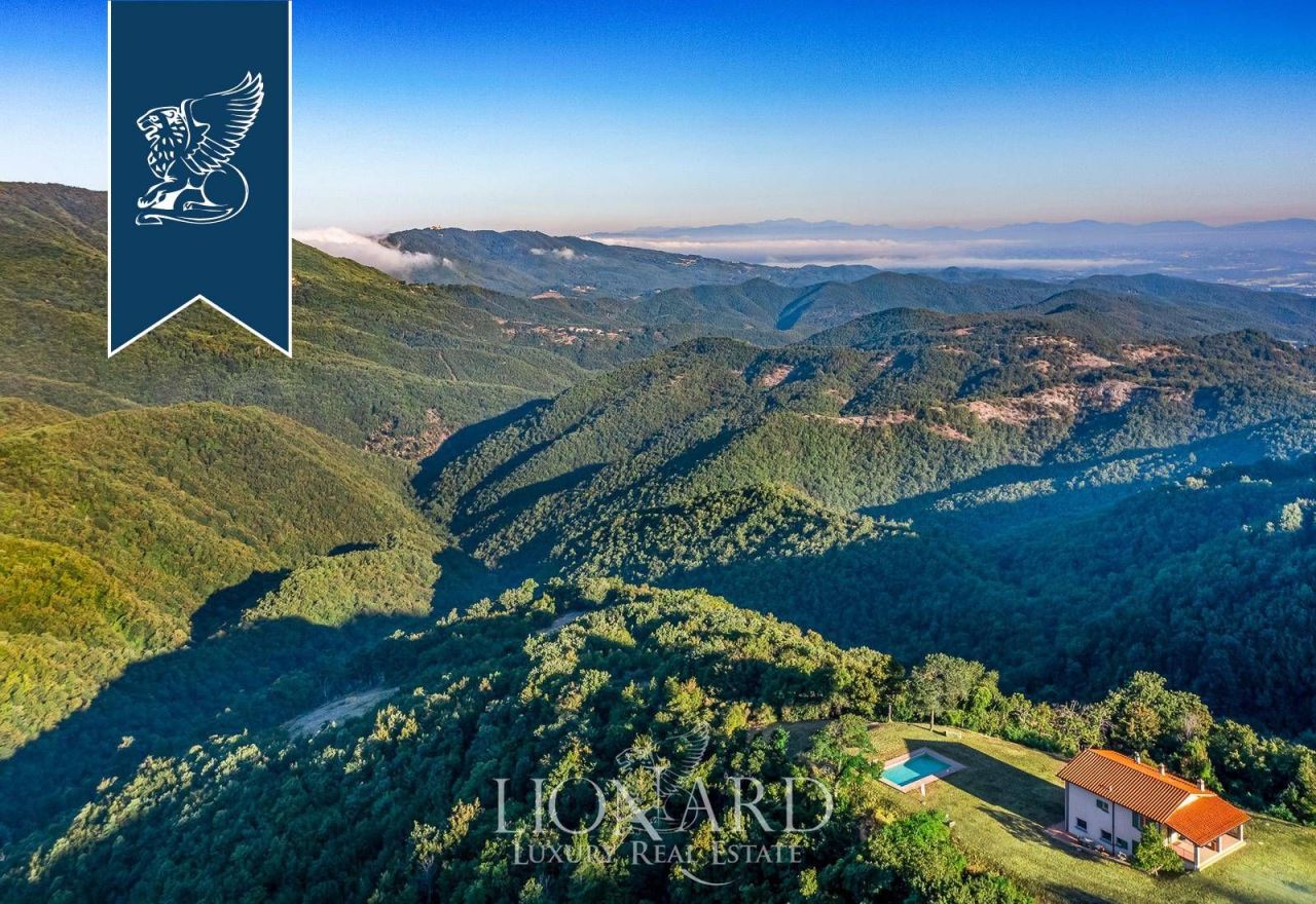 Ферма во Флоренции, Италия, 4 000 м² - фото 3