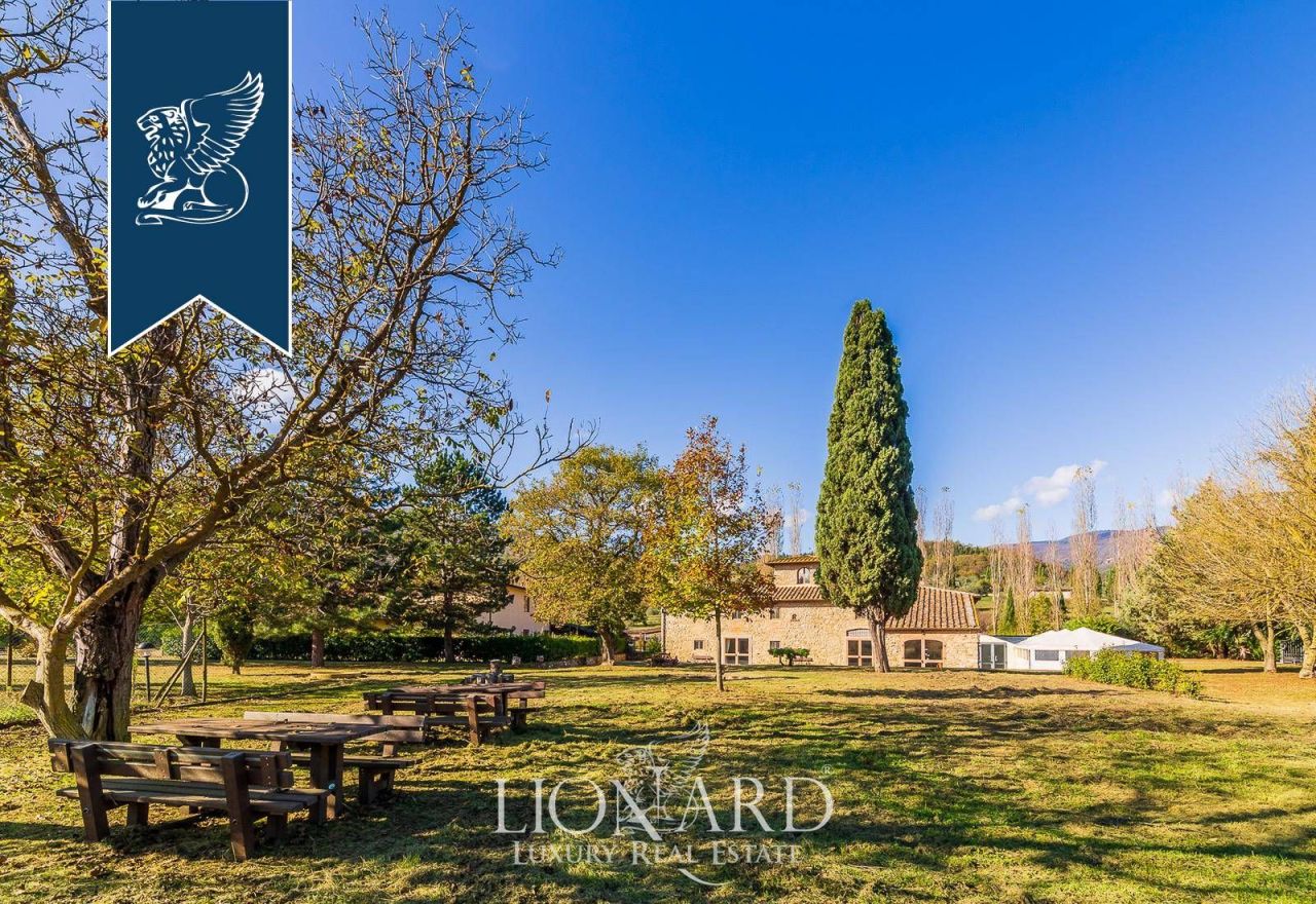 Отель, гостиница в Понтассьеве, Италия, 1 000 м² - фото 3