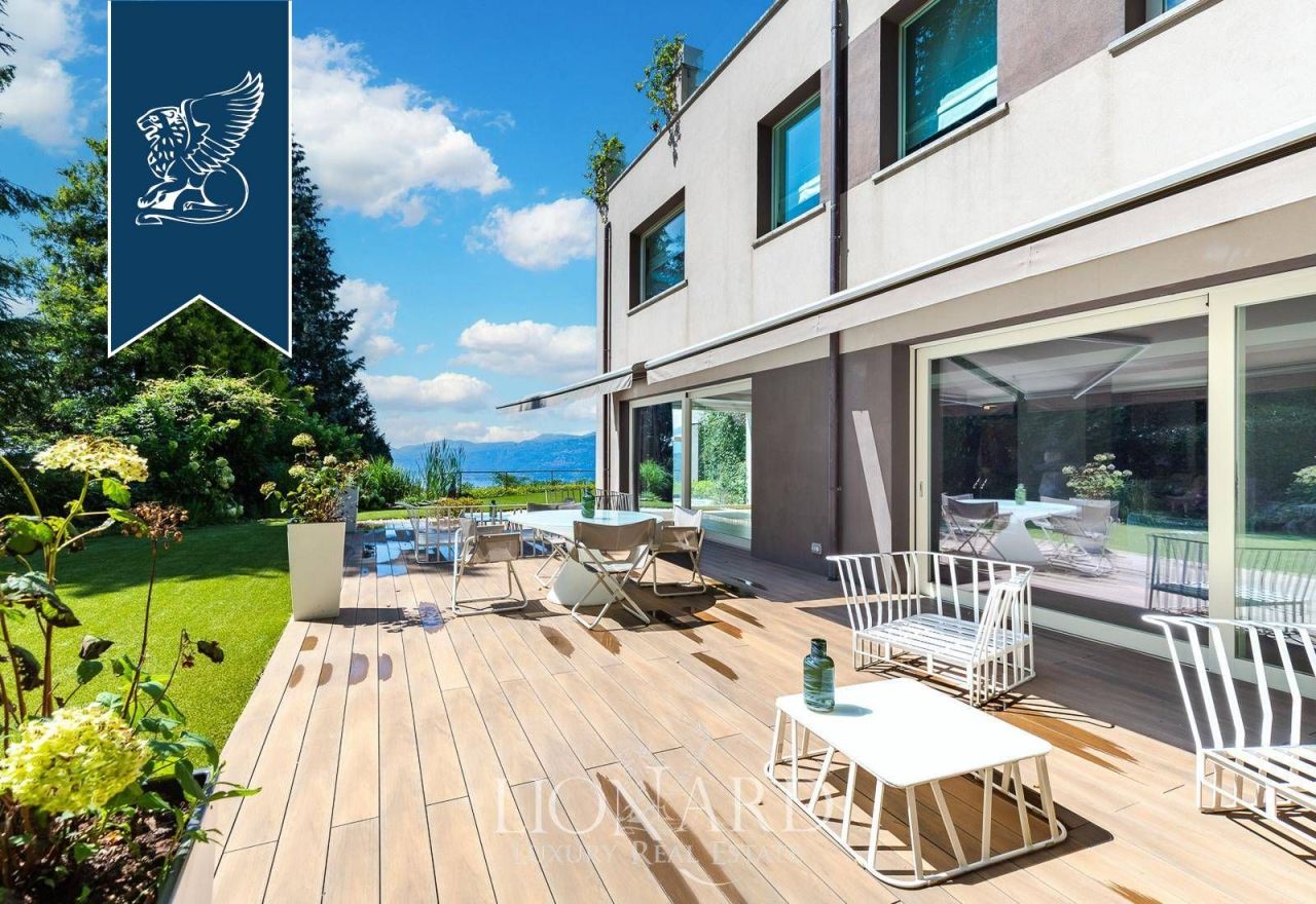 Вилла в провинции Вербано-Кузио-Оссола, Италия, 950 м² - фото 3