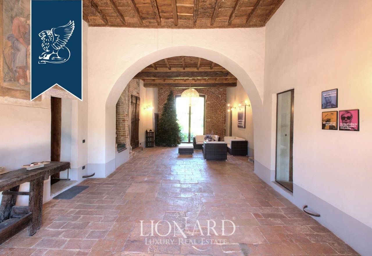 Вилла в Павии, Италия, 1 000 м² - фото 3