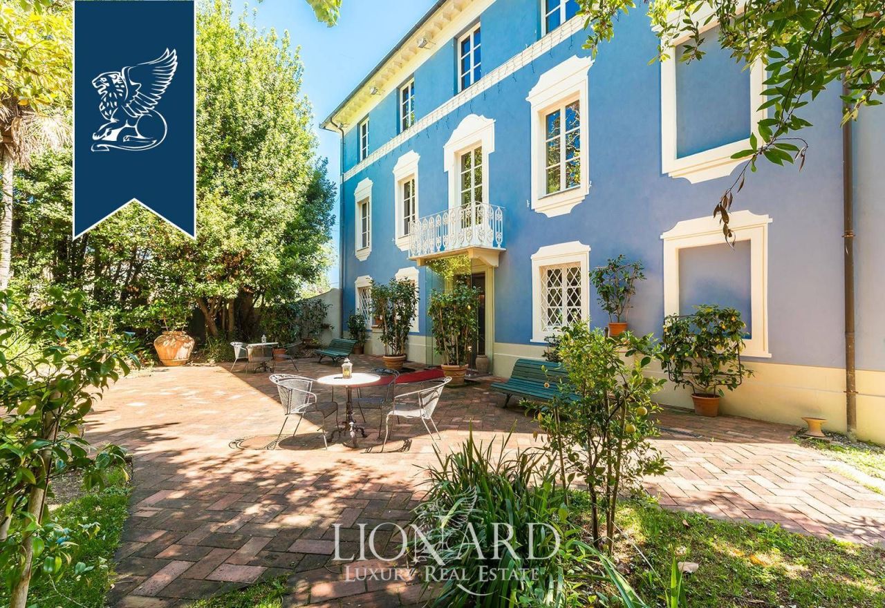 Отель, гостиница в Лукке, Италия, 1 200 м² - фото 3