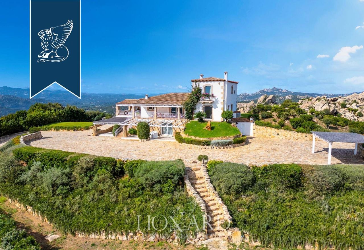 Вилла в Порто Черво, Италия, 282 м² - фото 3