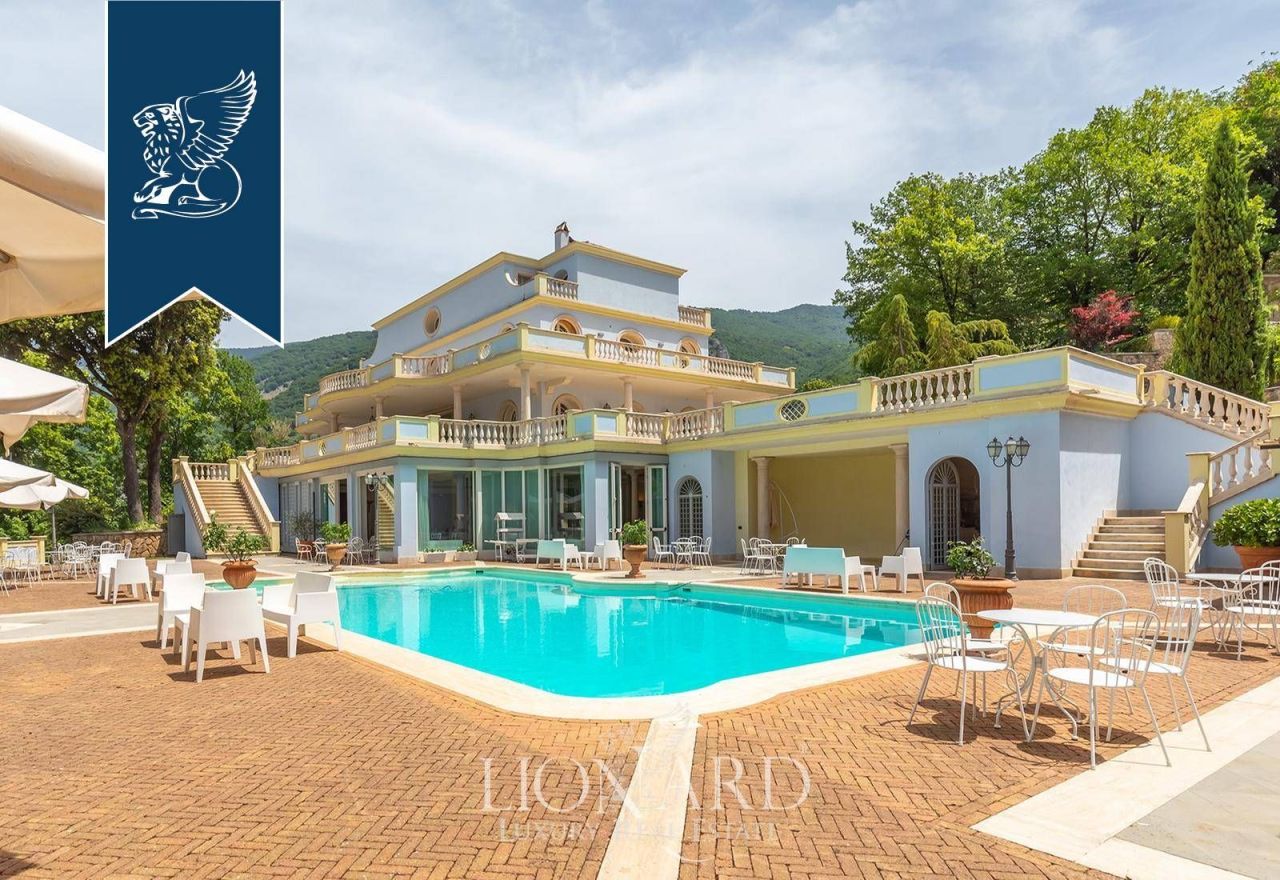 Вилла в Риме, Италия, 2 000 м² - фото 3