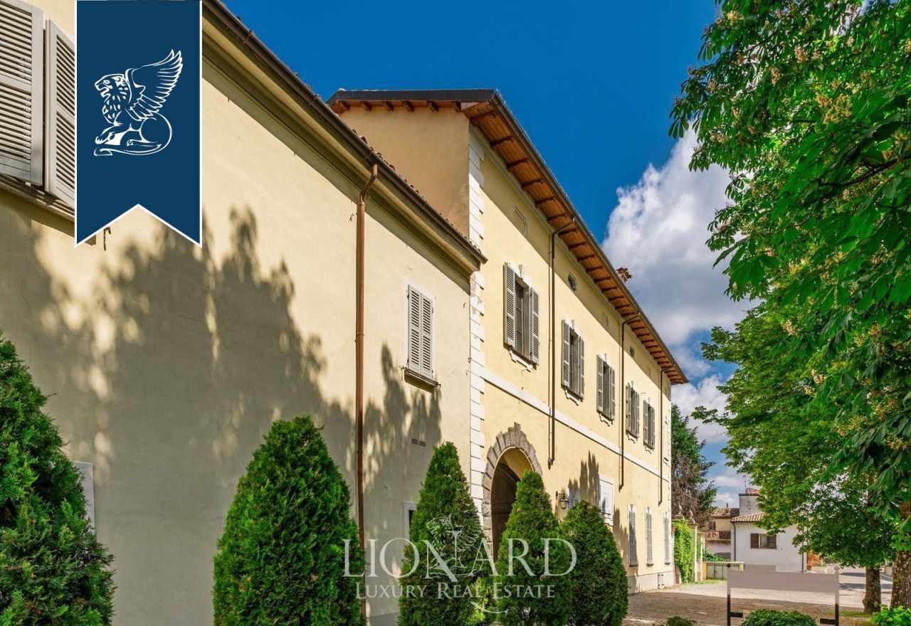 Ферма в Павии, Италия, 2 000 м² - фото 3