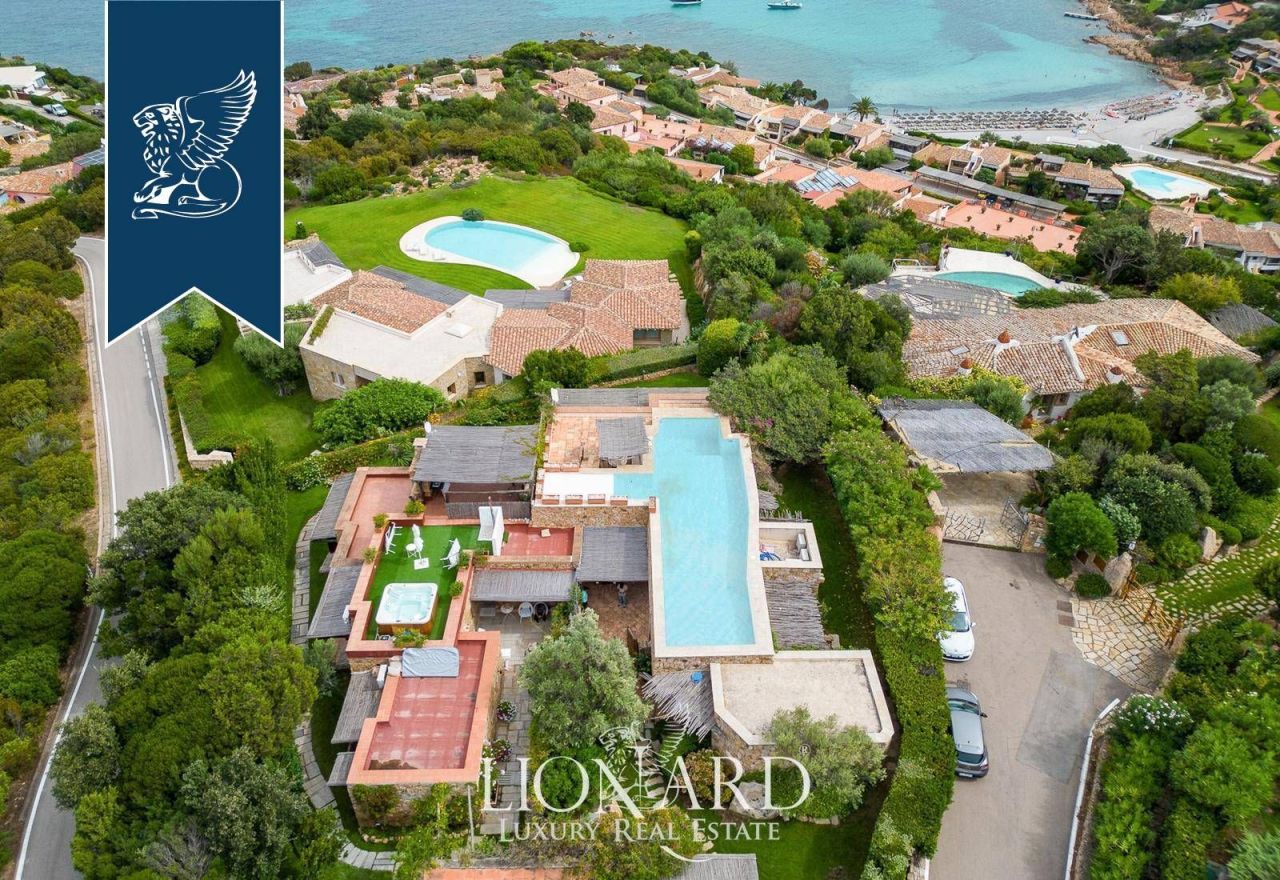 Вилла в Порто Черво, Италия, 240 м² - фото 3