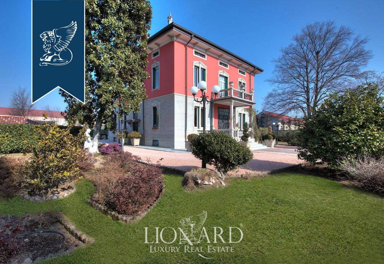 Вилла в Милане, Италия, 560 м² - фото 3