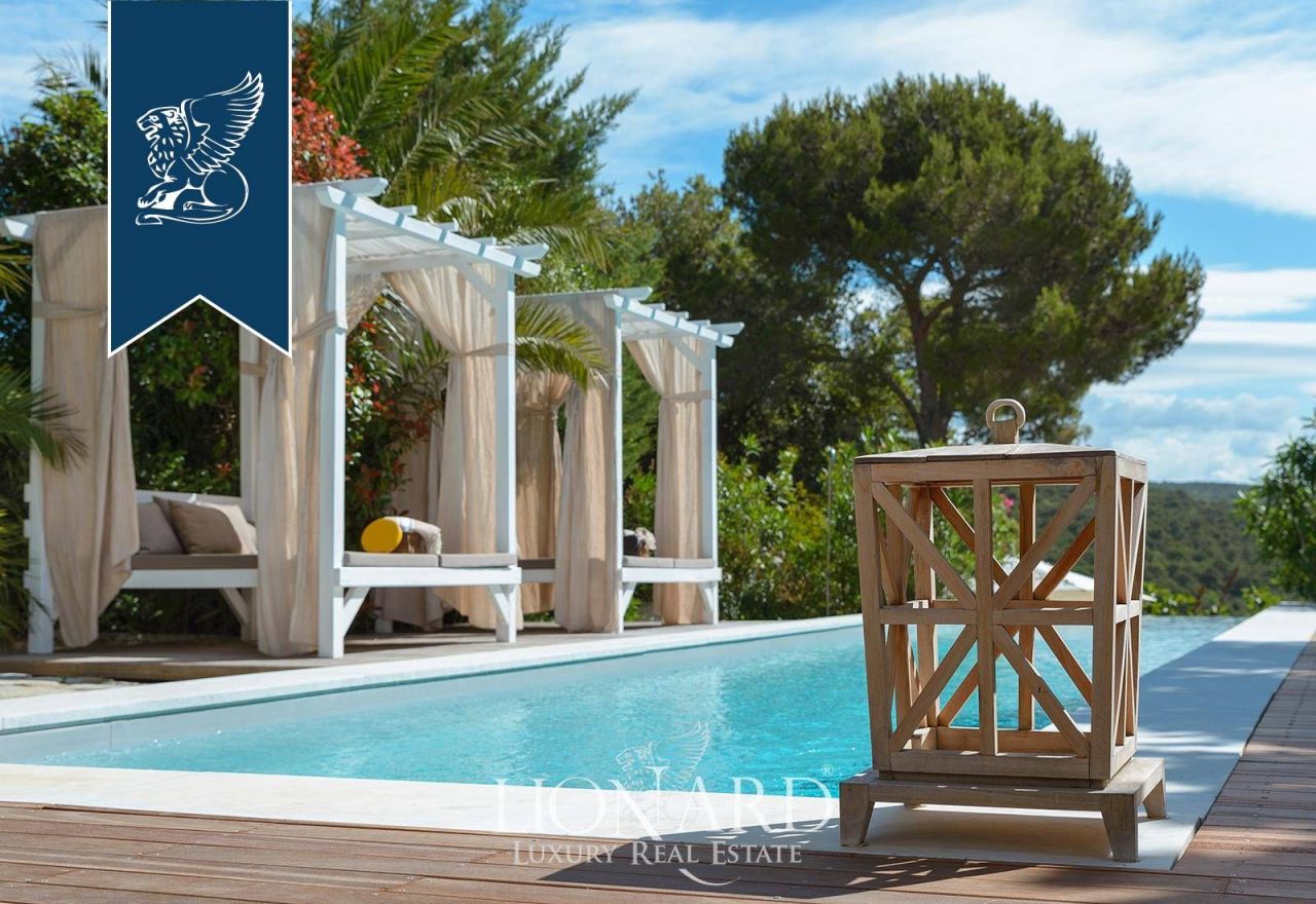 Вилла в Ливорно, Италия, 600 м² - фото 3