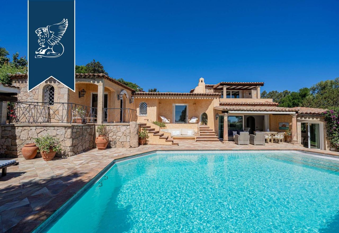 Вилла в Порто Черво, Италия, 320 м² - фото 3