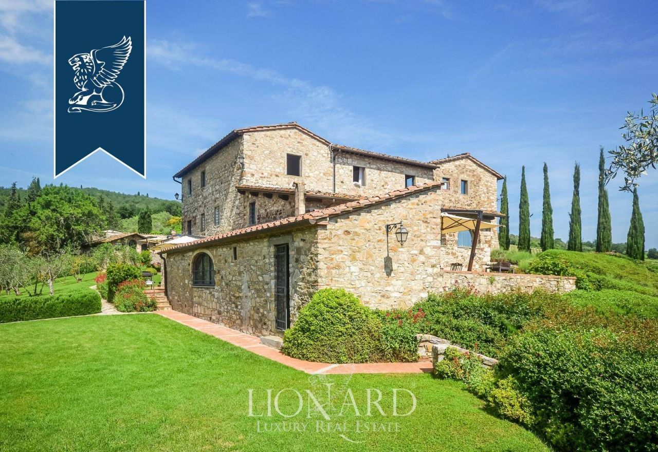 Ферма в Кастеллина-ин-Кьянти, Италия, 1 200 м² - фото 3