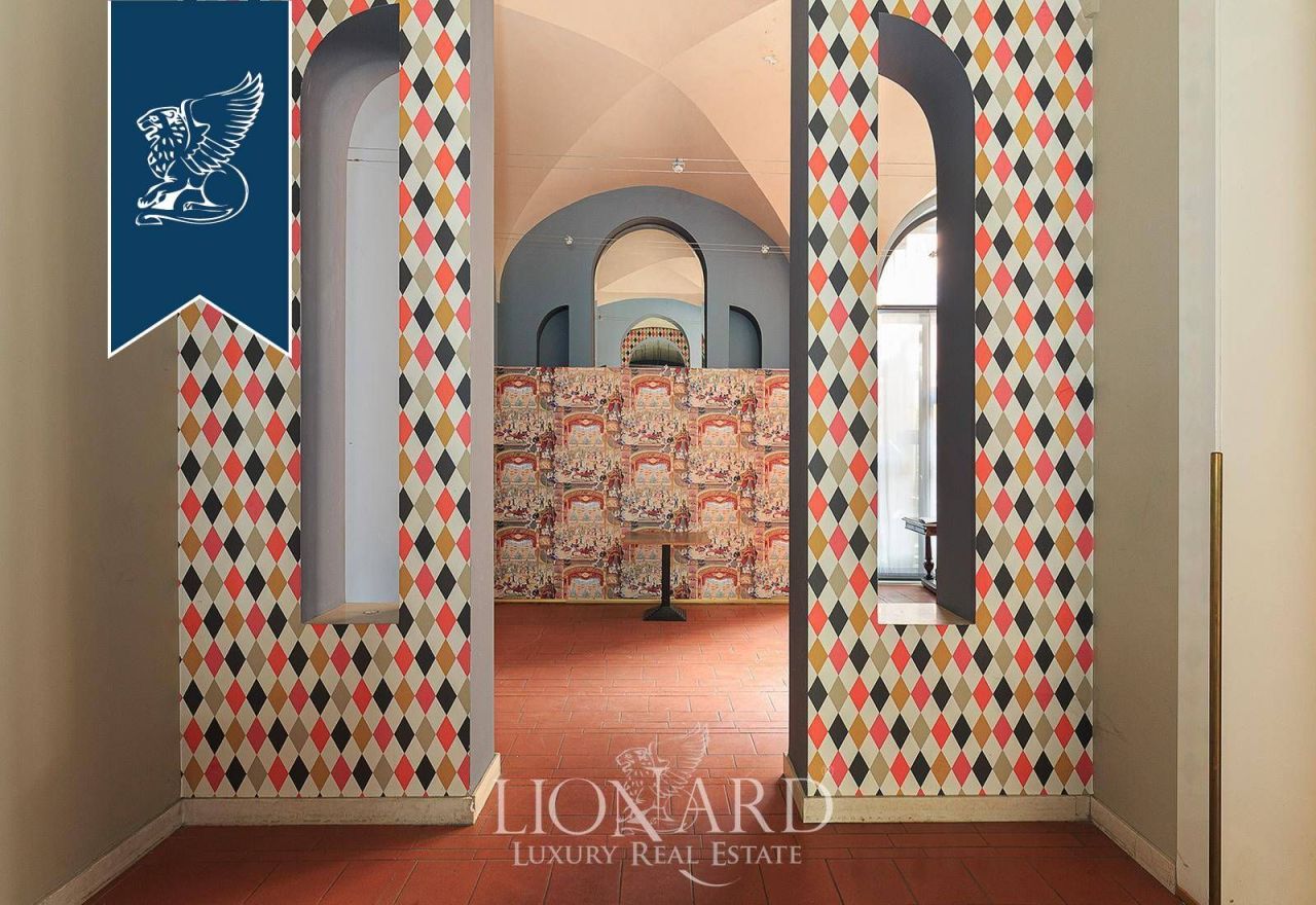 Дом в Брешии, Италия, 3 230 м² - фото 3