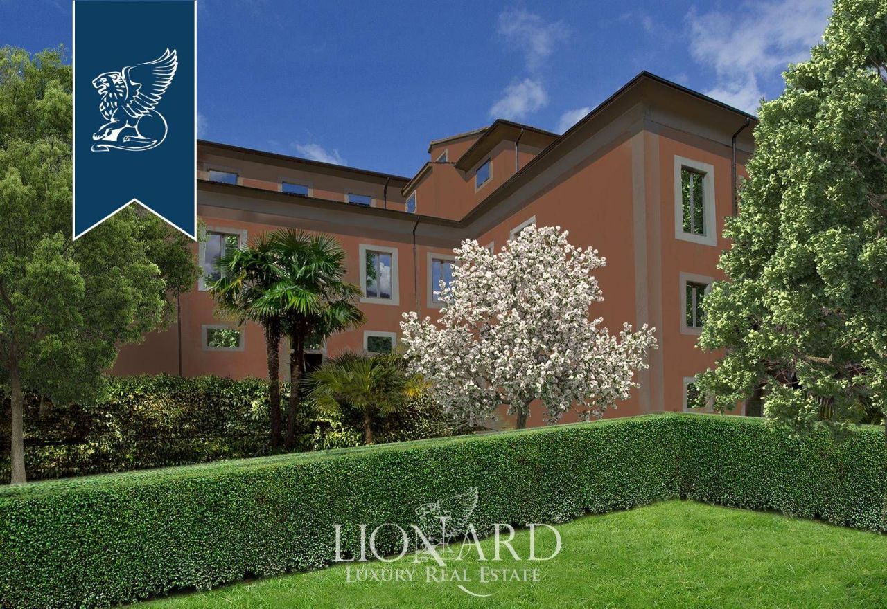 Вилла в Карраре, Италия, 2 000 м² - фото 3