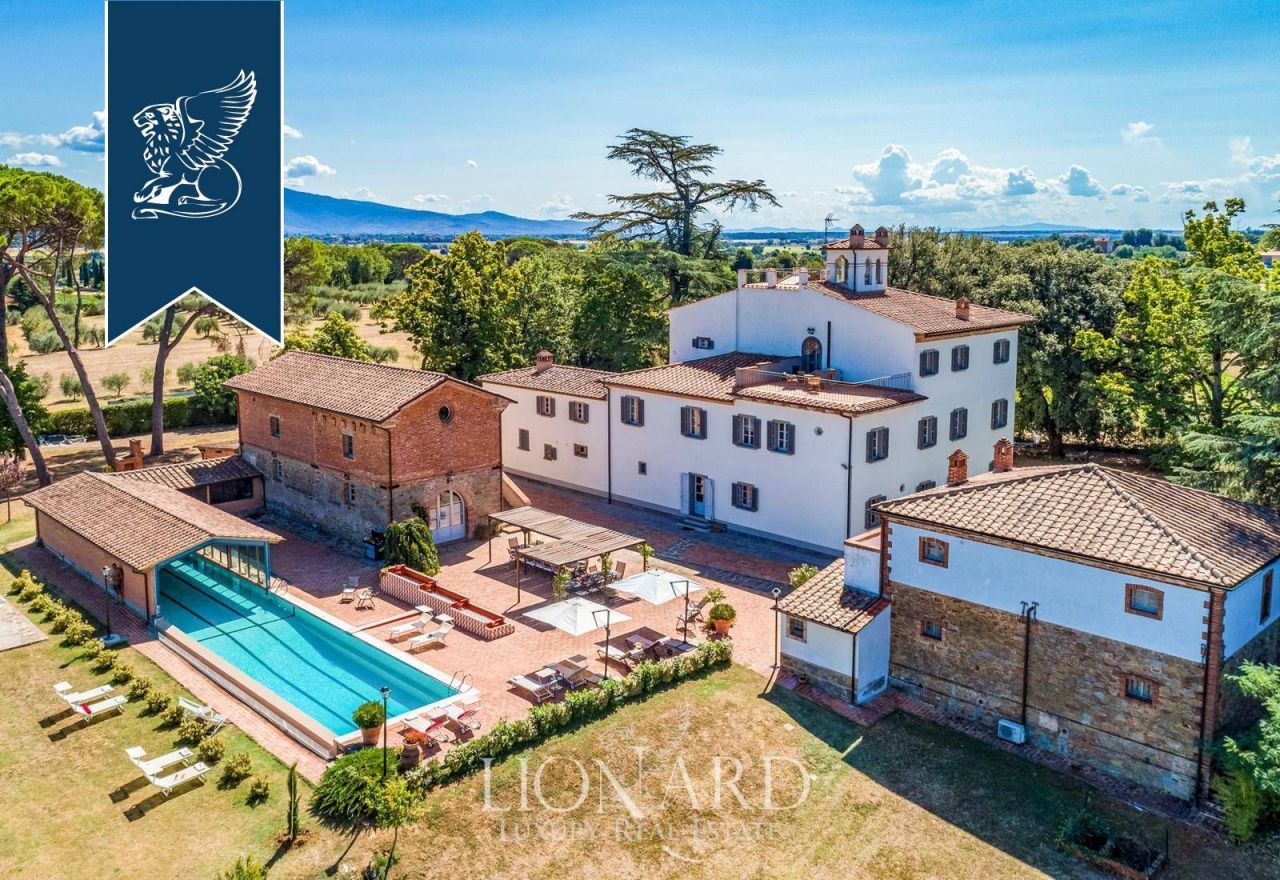 Вилла в Ареццо, Италия, 1 200 м² - фото 3
