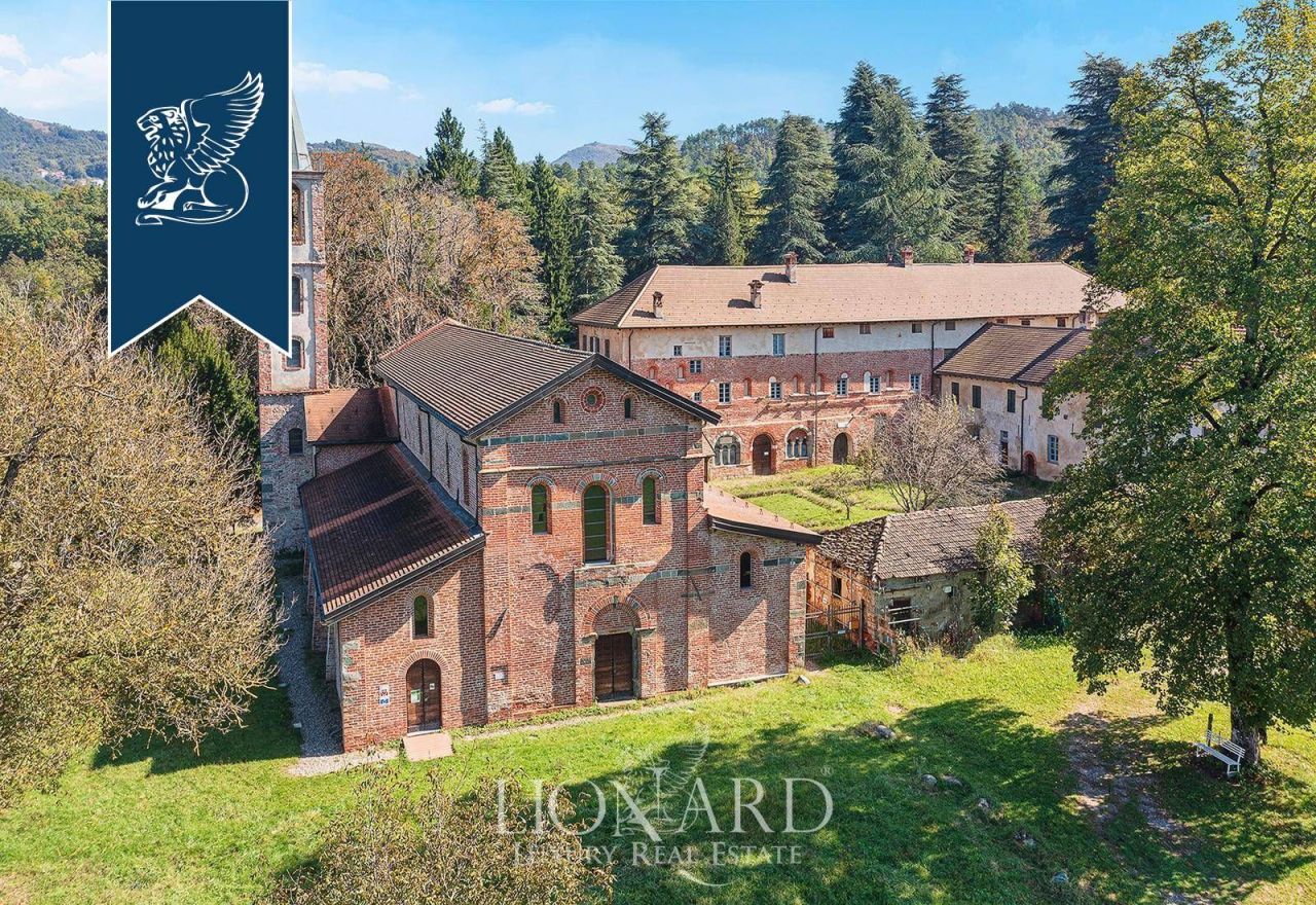 Вилла в Генуе, Италия, 4 200 м² - фото 3