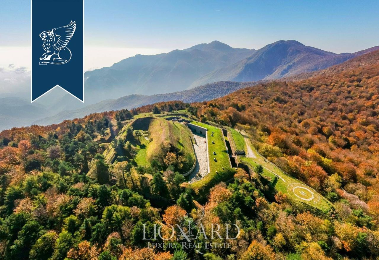 Замок в Савоне, Италия, 1 251 м² - фото 3