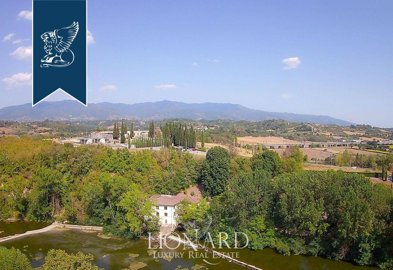 Вилла во Флоренции, Италия, 1 000 м² - фото 3