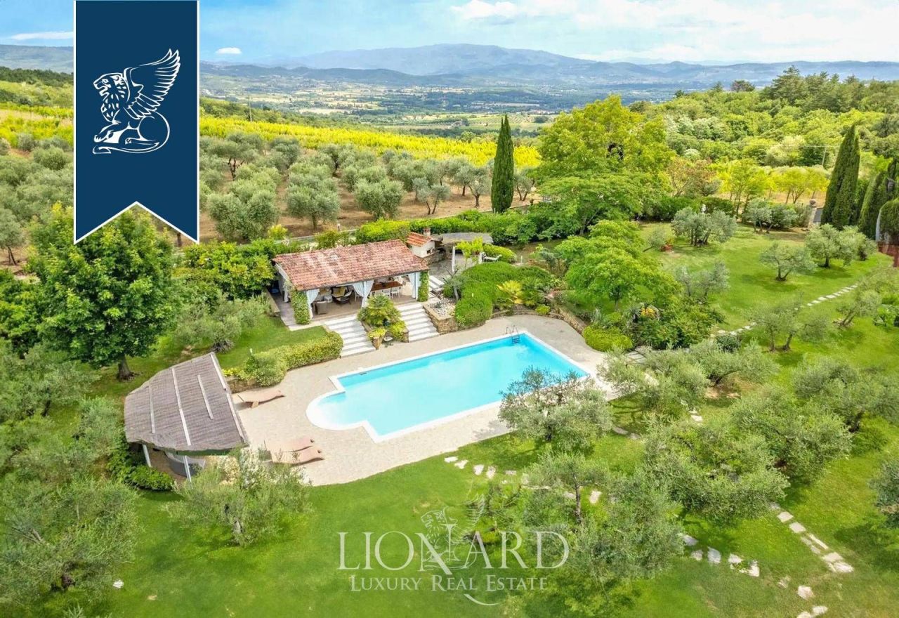 Вилла в Ареццо, Италия, 550 м² - фото 3