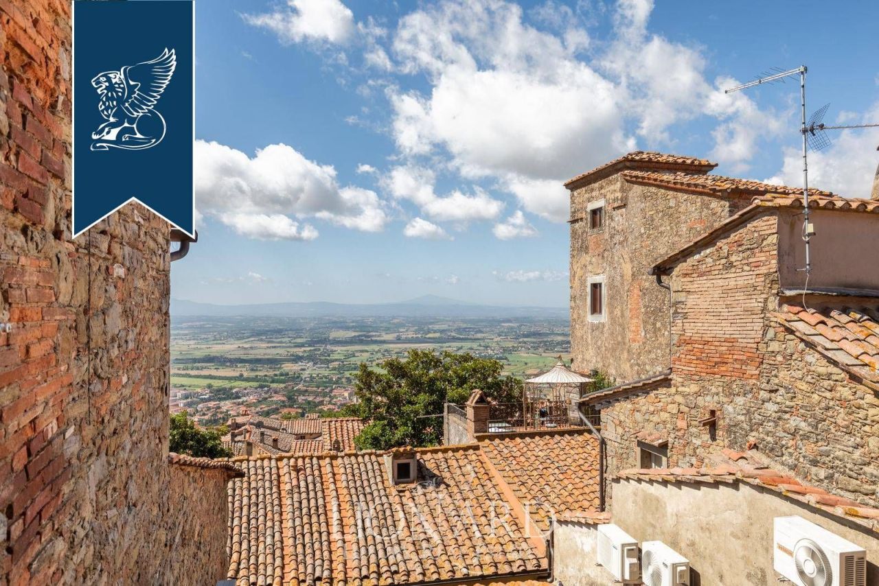 Отель, гостиница в Кортоне, Италия, 1 500 м² - фото 3