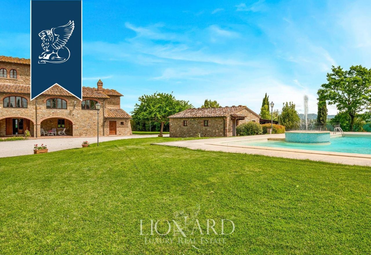 Вилла в Лучиньяно, Италия, 550 м² - фото 2