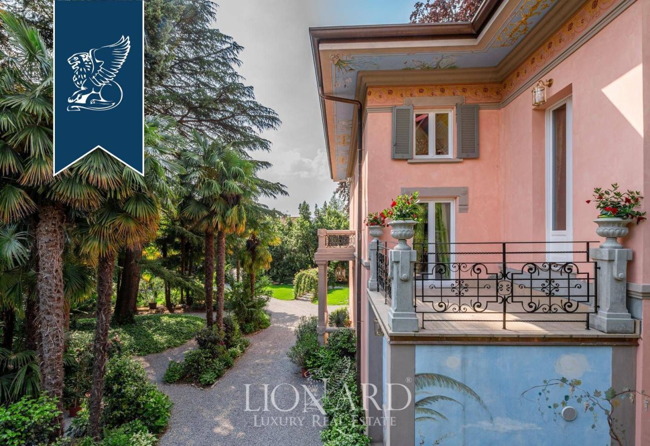 Вилла в Комо, Италия, 500 м² - фото 2