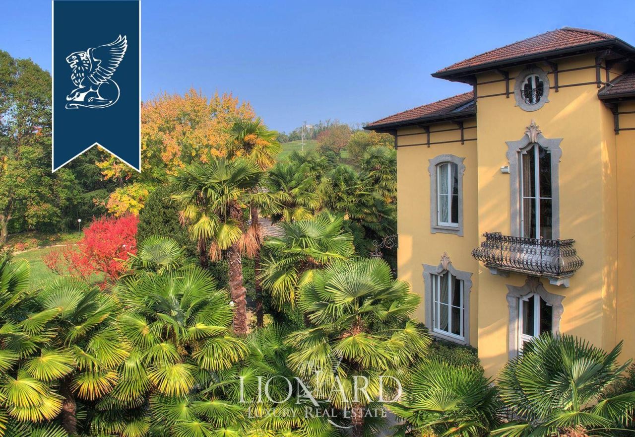 Вилла в Мерате, Италия, 930 м² - фото 2