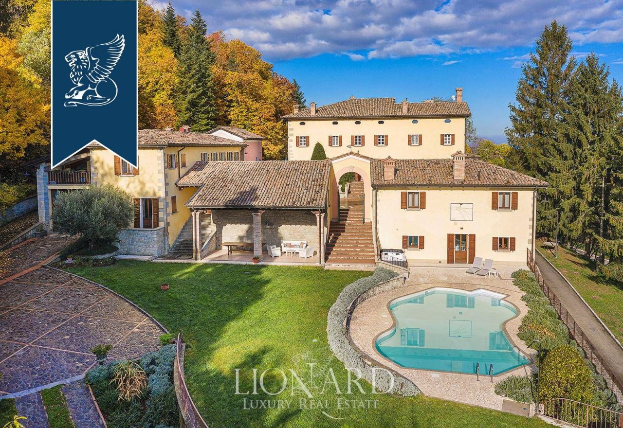 Вилла в Модене, Италия, 1 200 м² - фото 2