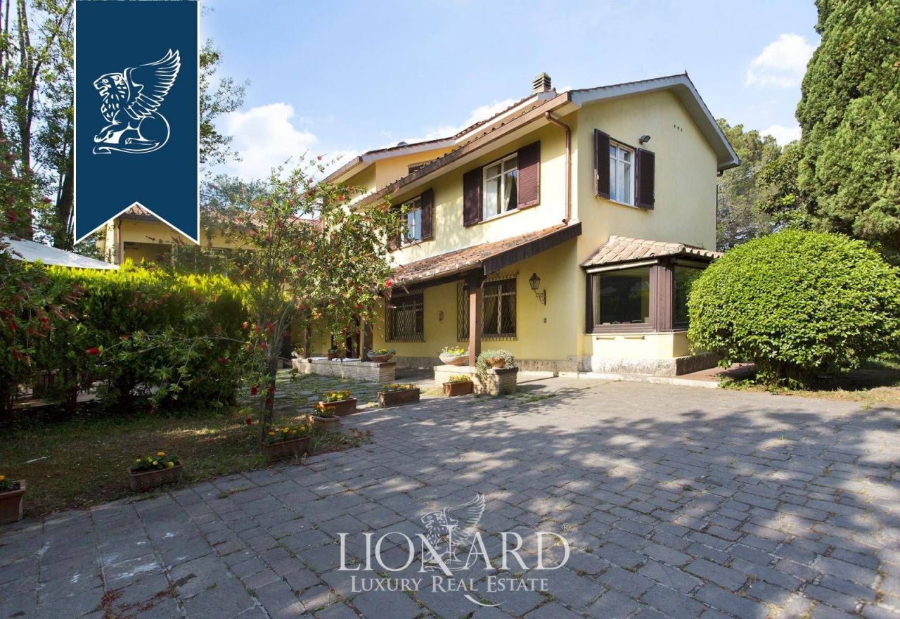 Вилла в Риме, Италия, 1 000 м² - фото 3