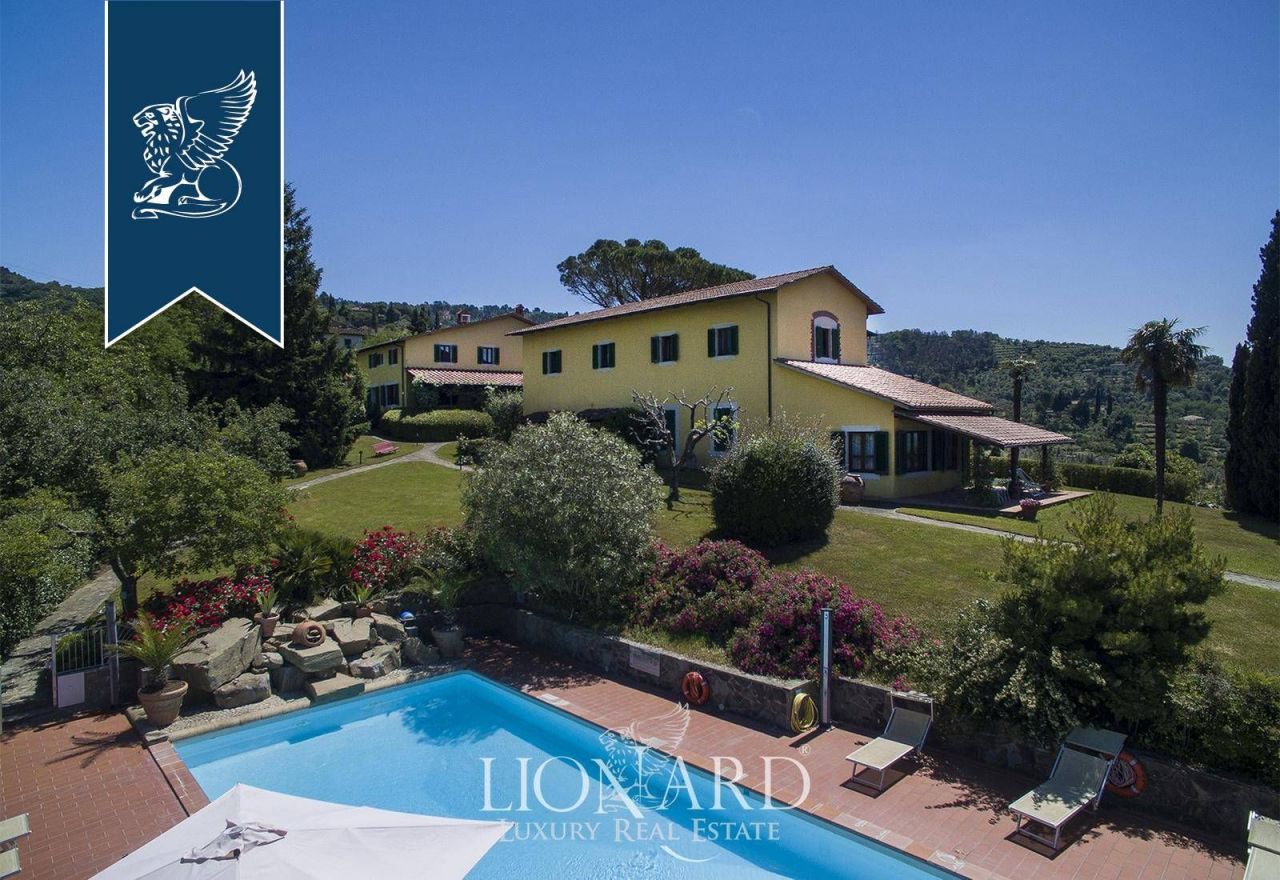 Ферма в Лампореккьо, Италия, 4 000 м² - фото 2