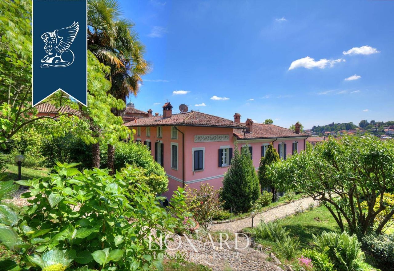 Вилла в Комо, Италия, 700 м² - фото 2