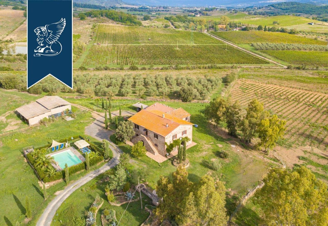 Ферма в Гаворрано, Италия, 600 м² - фото 2