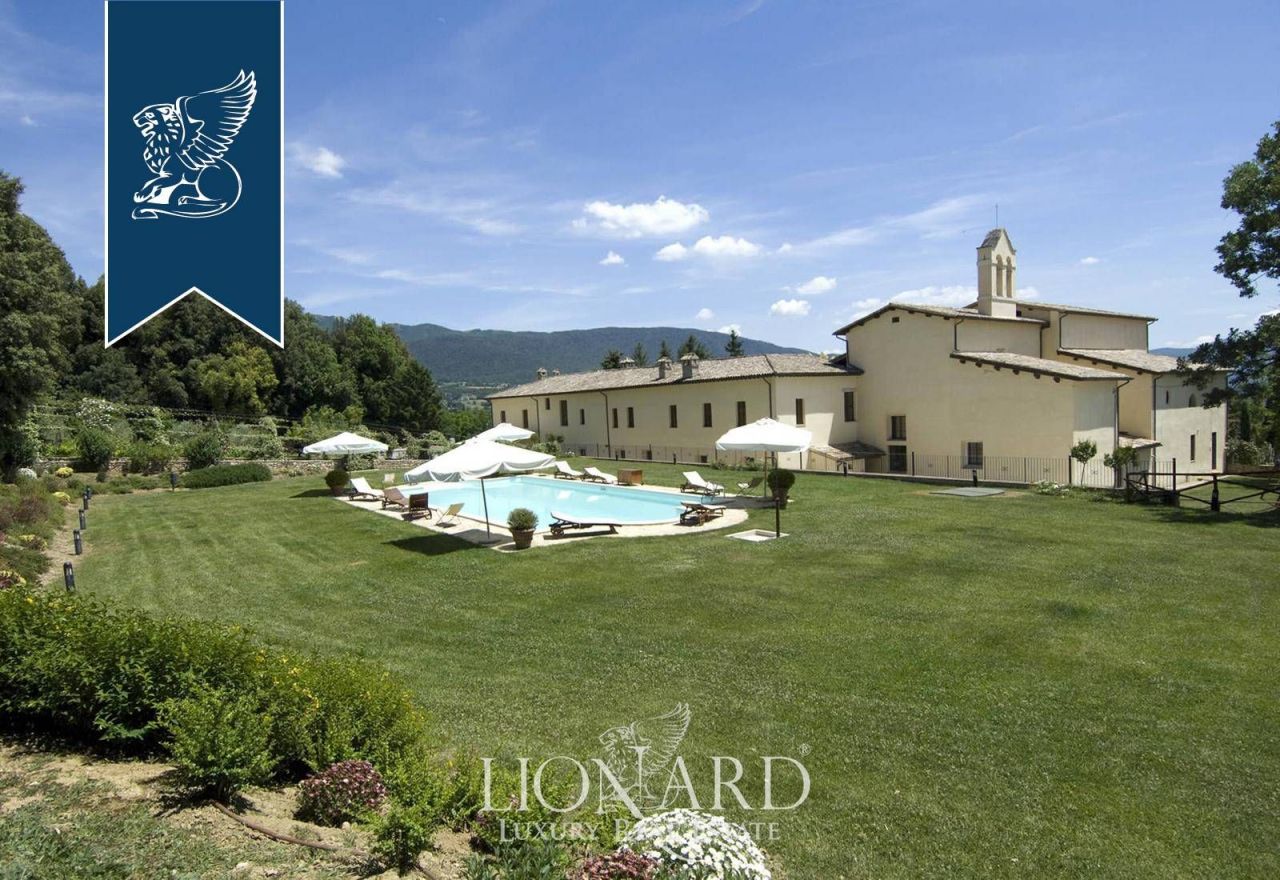 Вилла в Перудже, Италия, 1 500 м² - фото 2