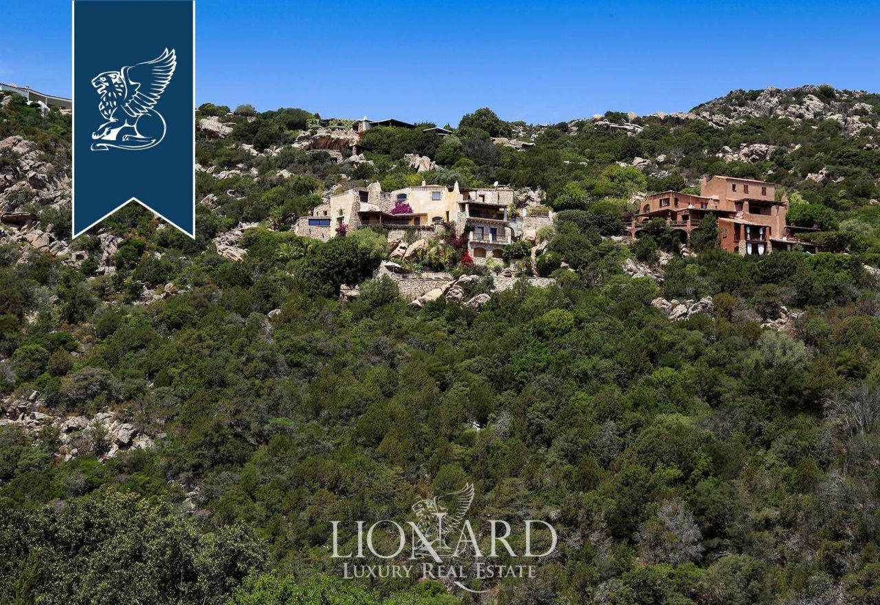 Вилла в Порто Черво, Италия, 340 м² - фото 2