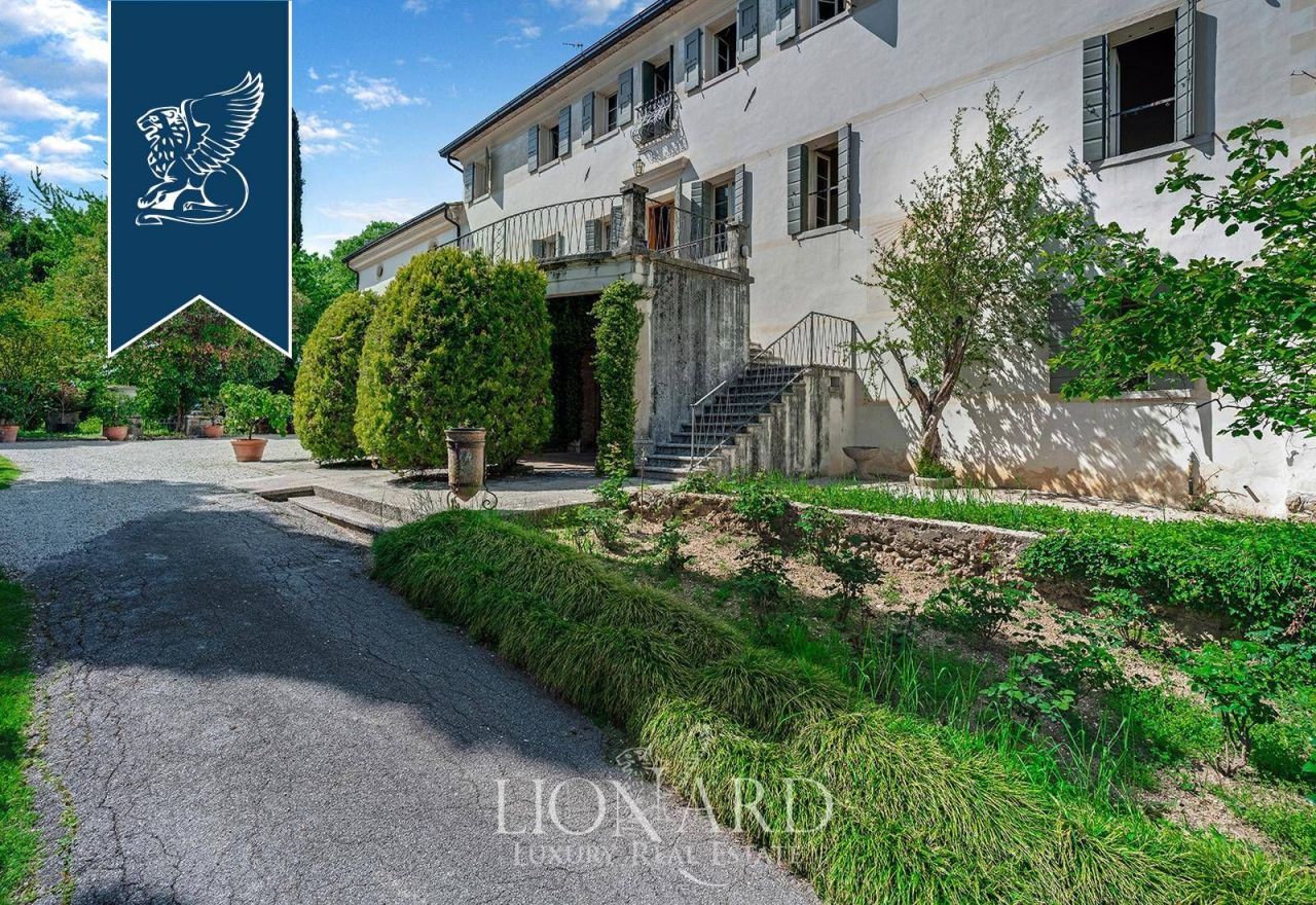 Вилла в Азоло, Италия, 1 200 м² - фото 2