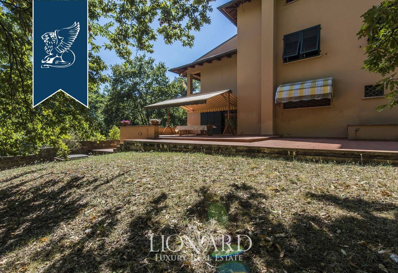 Вилла в Лукке, Италия, 500 м² - фото 2