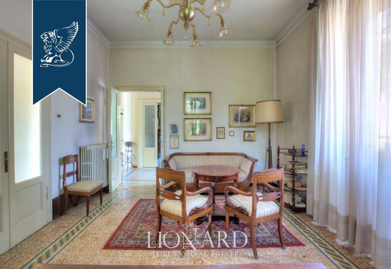 Вилла в Мантуе, Италия, 400 м² - фото 2