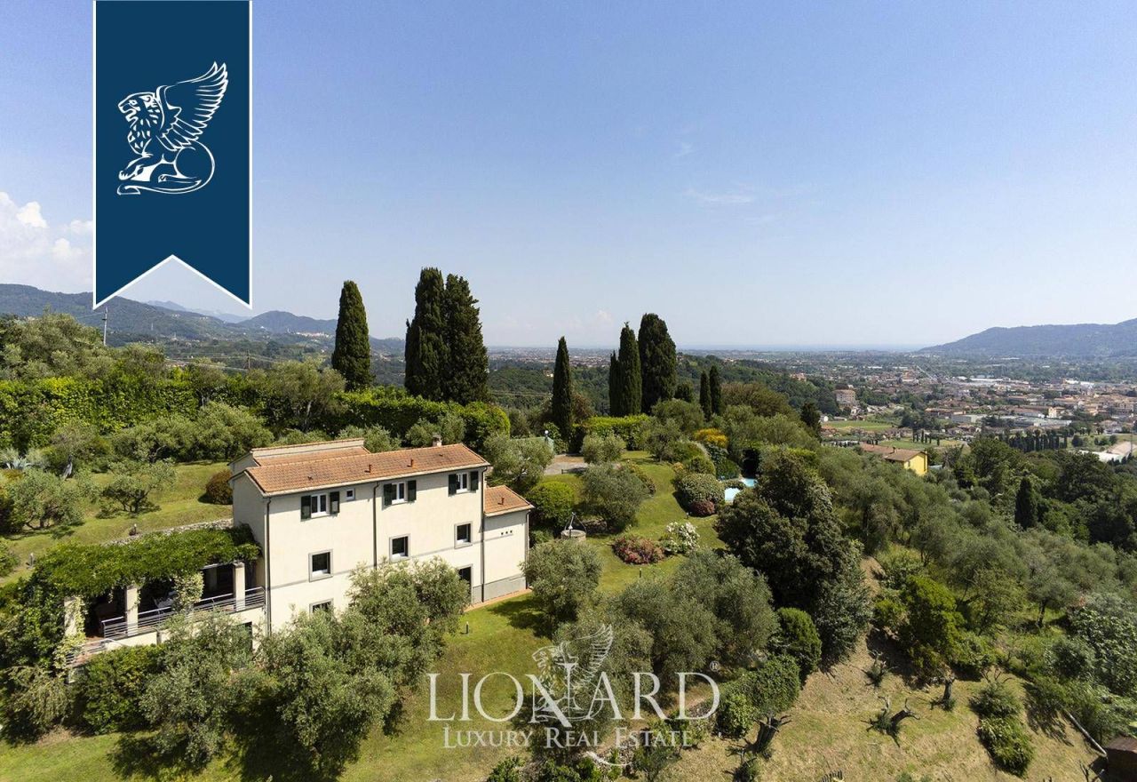 Вилла в Специи, Италия, 400 м² - фото 2