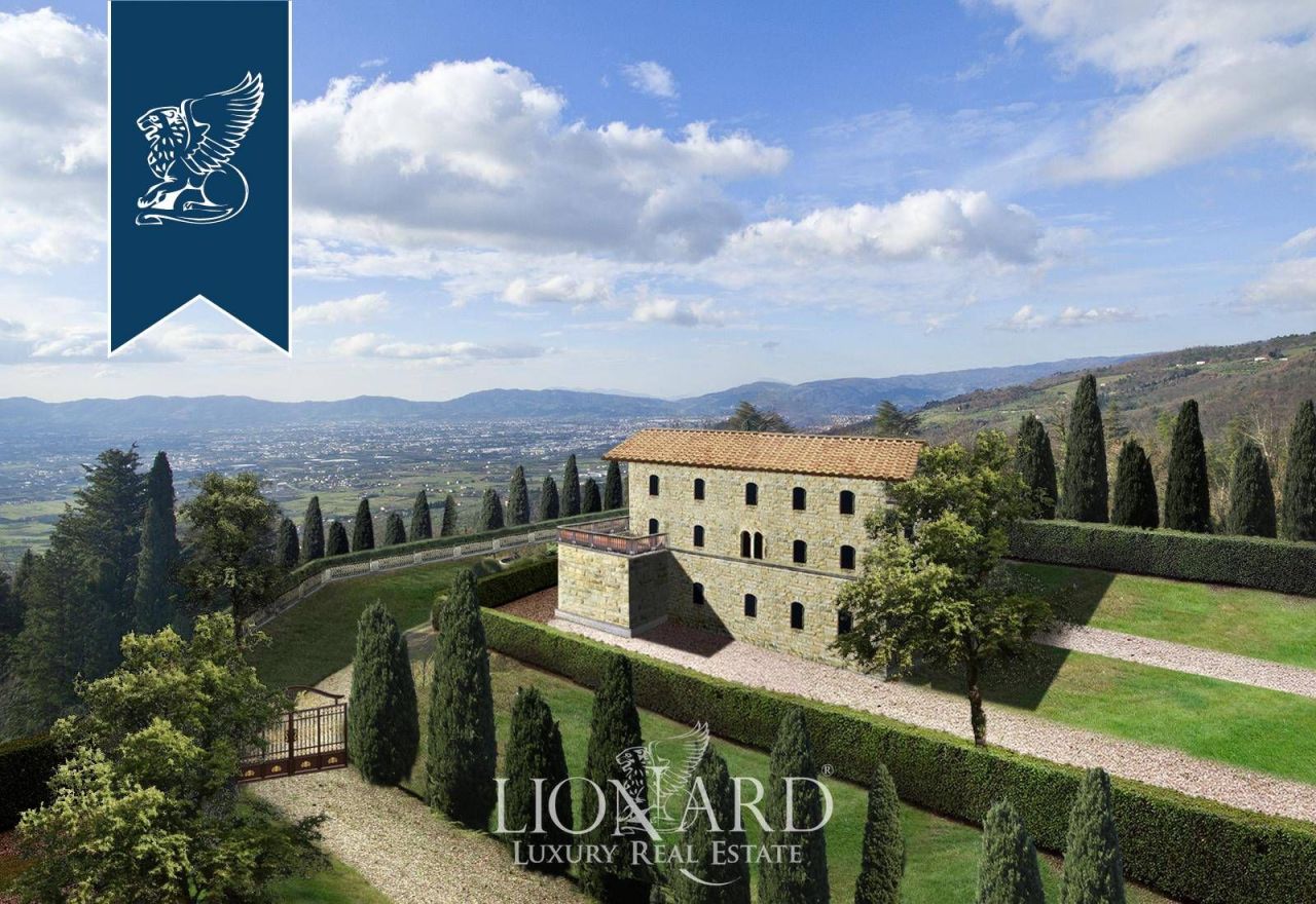 Ферма в Пистое, Италия, 4 135 м² - фото 2