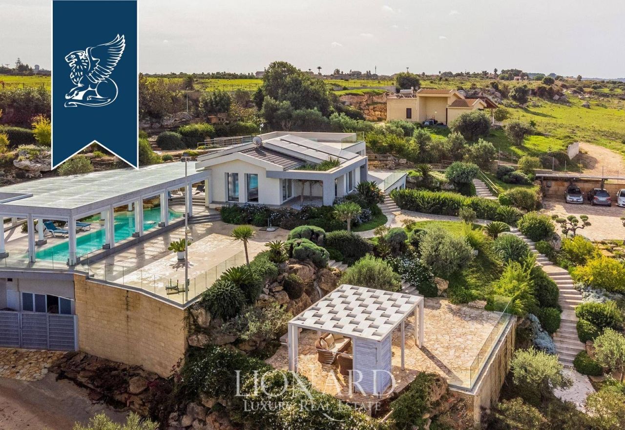 Вилла в Марсале, Италия, 640 м² - фото 4