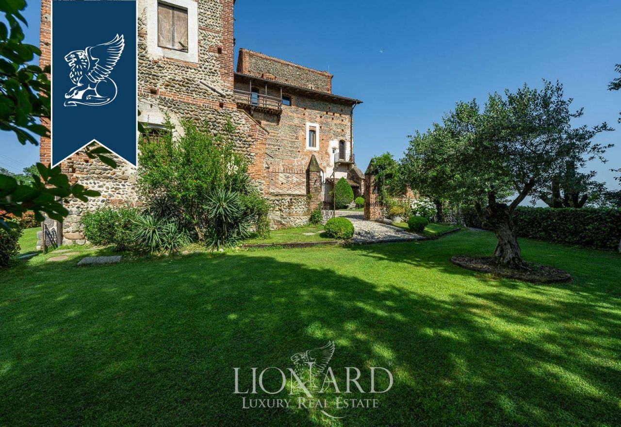 Замок в Биелле, Италия, 1 100 м² - фото 4