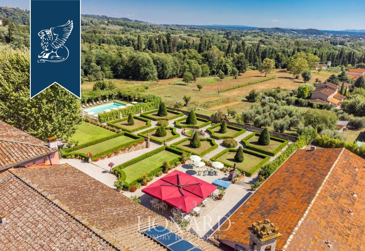 Вилла в Капаннори, Италия, 2 900 м² - фото 4
