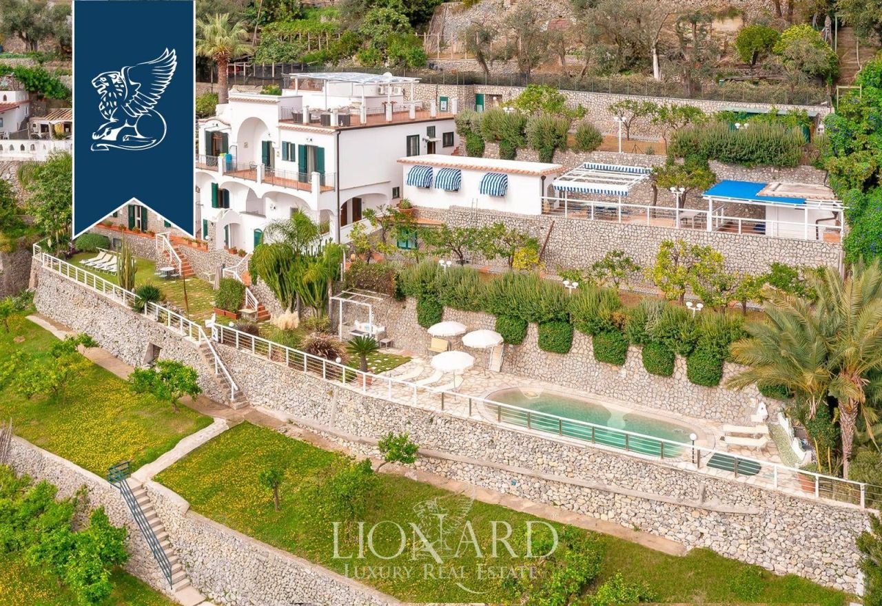 Вилла в Салерно, Италия, 400 м² - фото 4