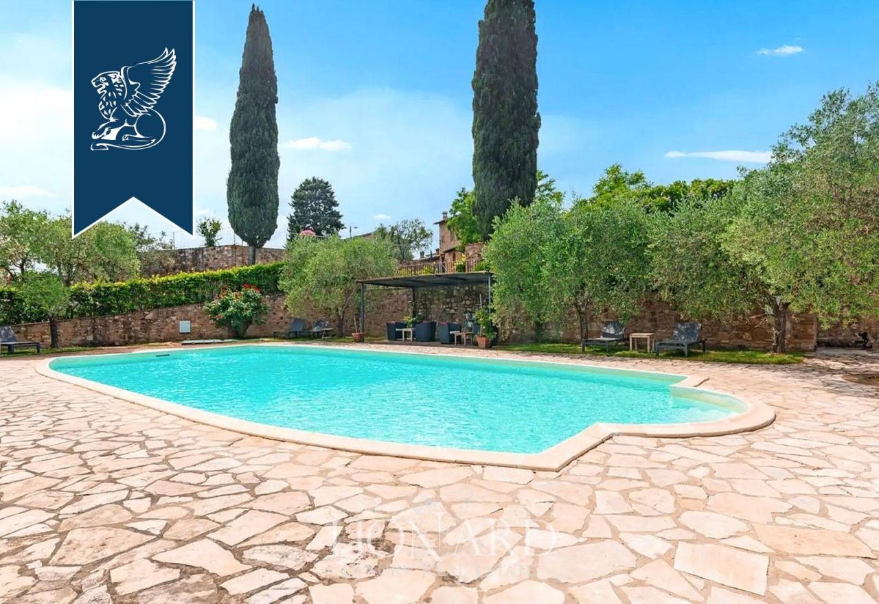 Ферма в Сиене, Италия, 550 м² - фото 4