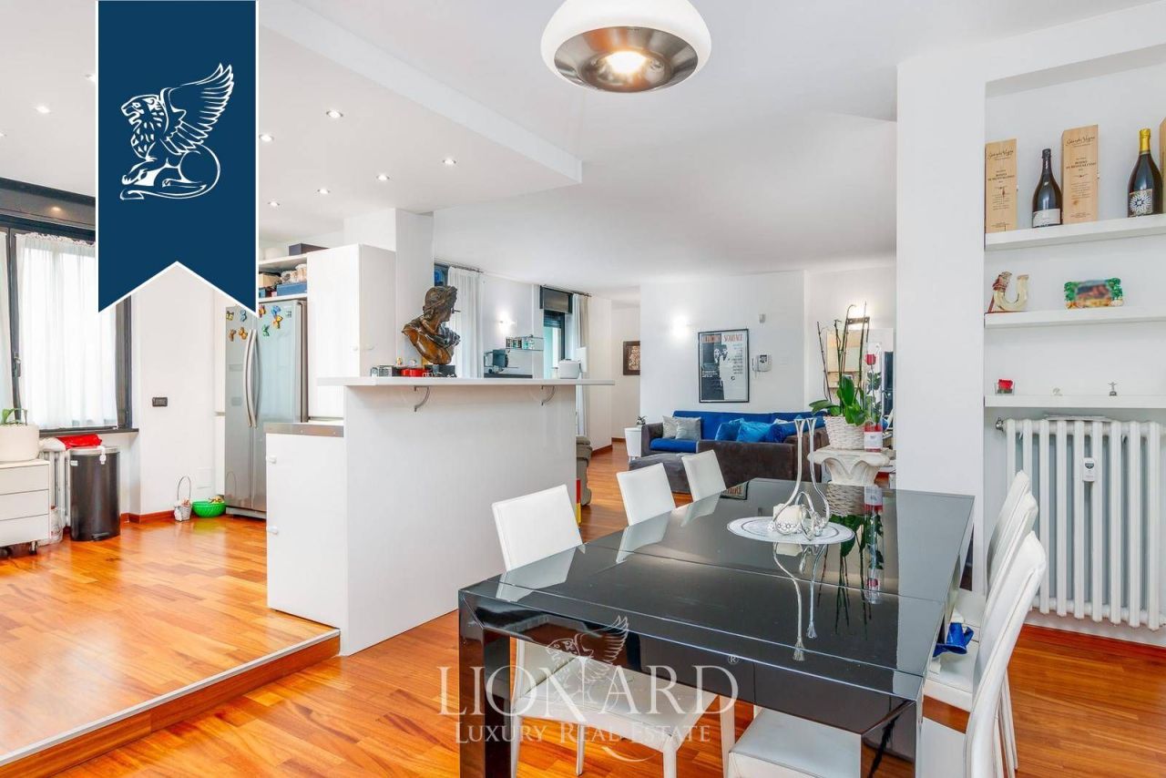 Апартаменты в Бергамо, Италия, 200 м² - фото 4