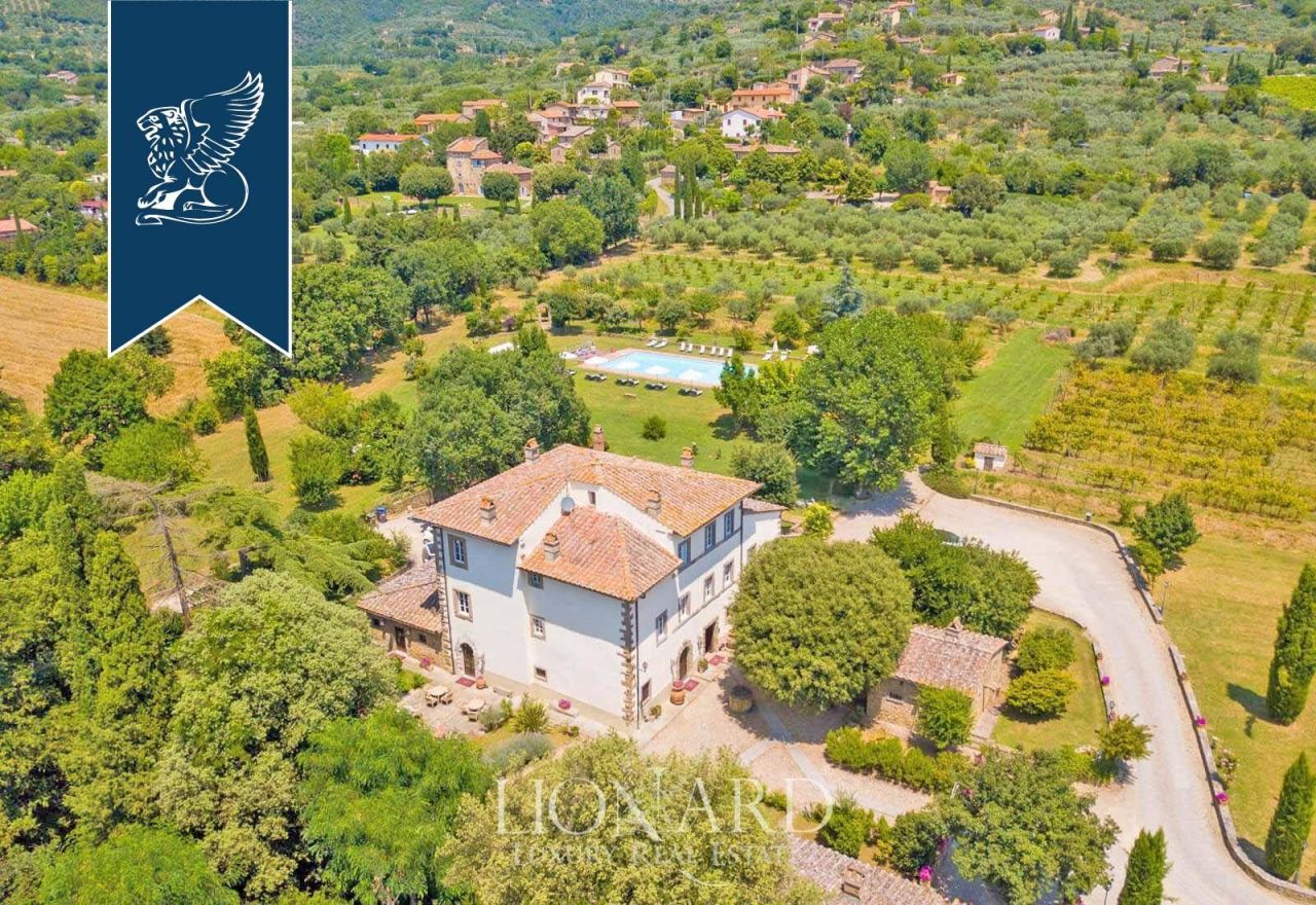 Дом в Кортоне, Италия, 1 232 м² - фото 4