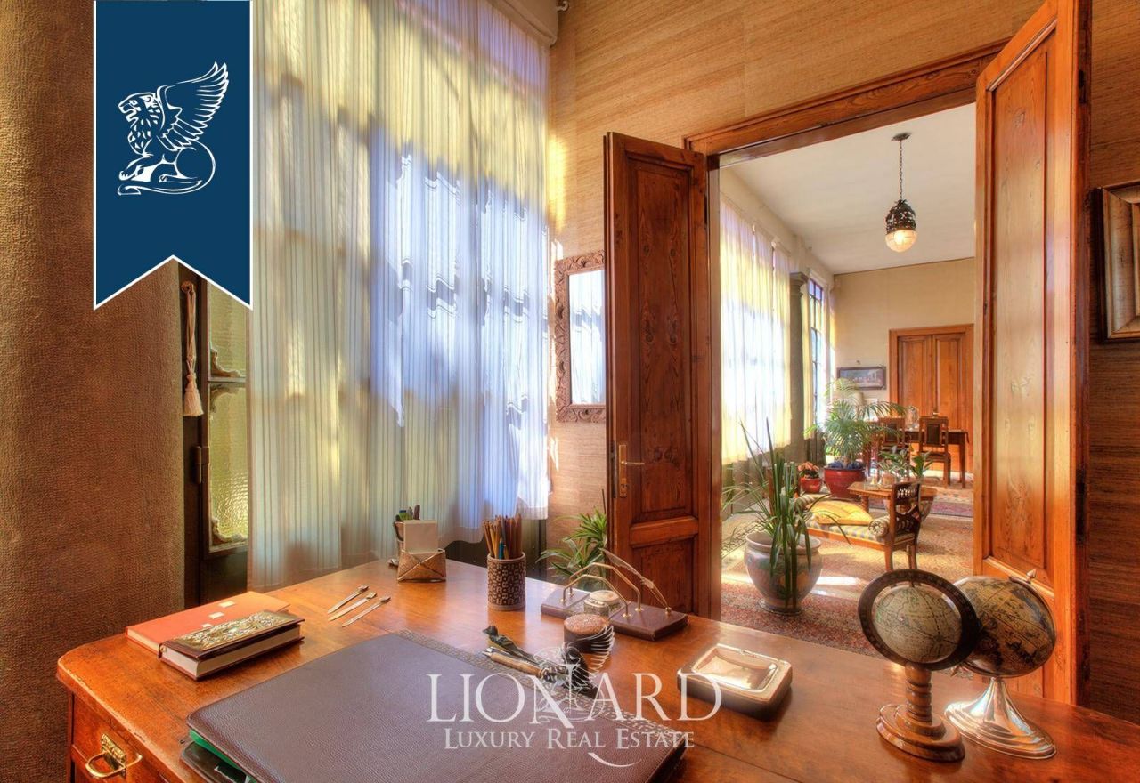 Вилла в Бергамо, Италия, 1 000 м² - фото 4